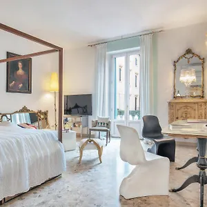 Billie's Flat White - Art & Design In Historic Centre Verona